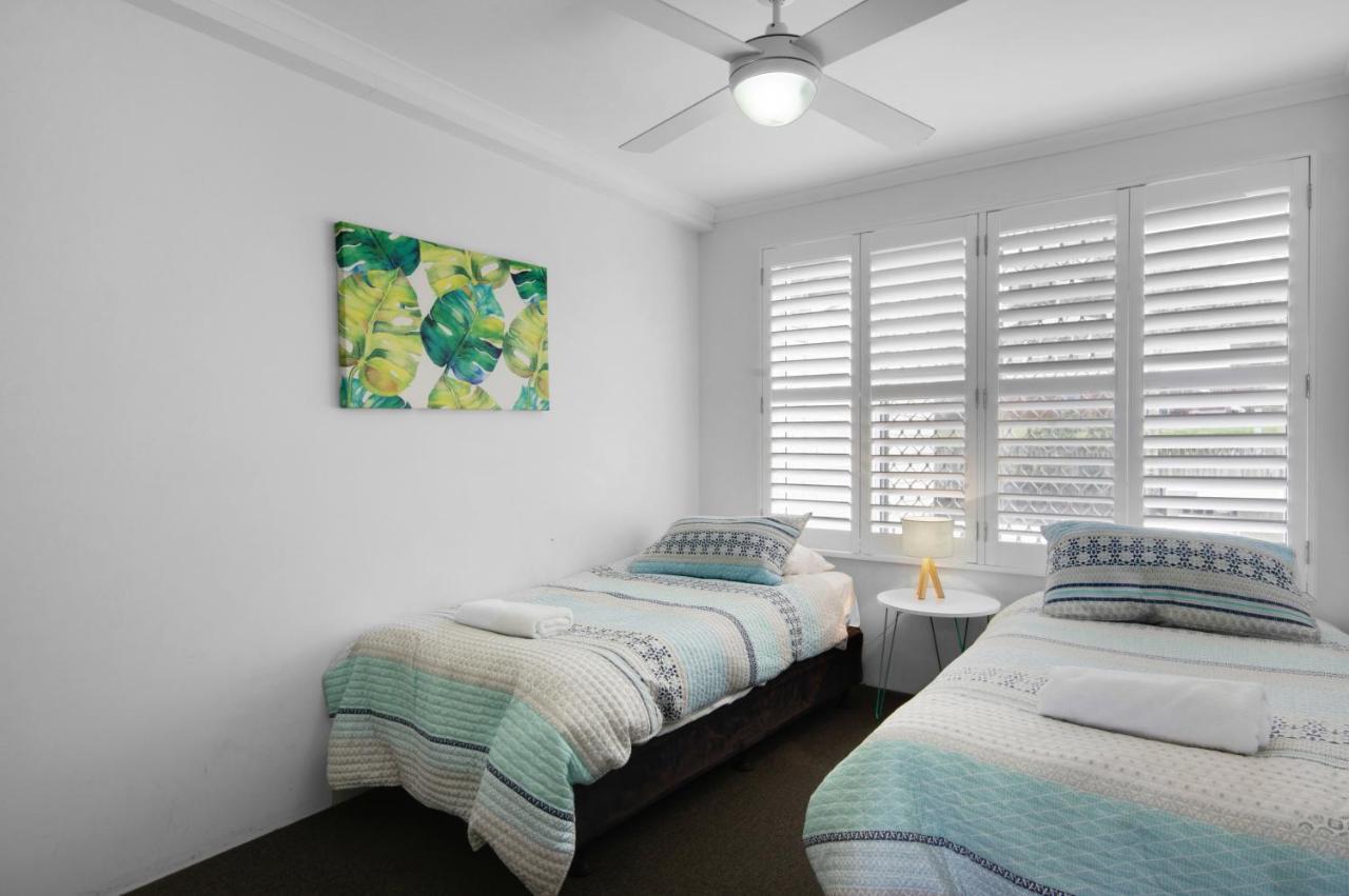 Capeview Apartments - Right On Kings Beach Калундра Екстериор снимка