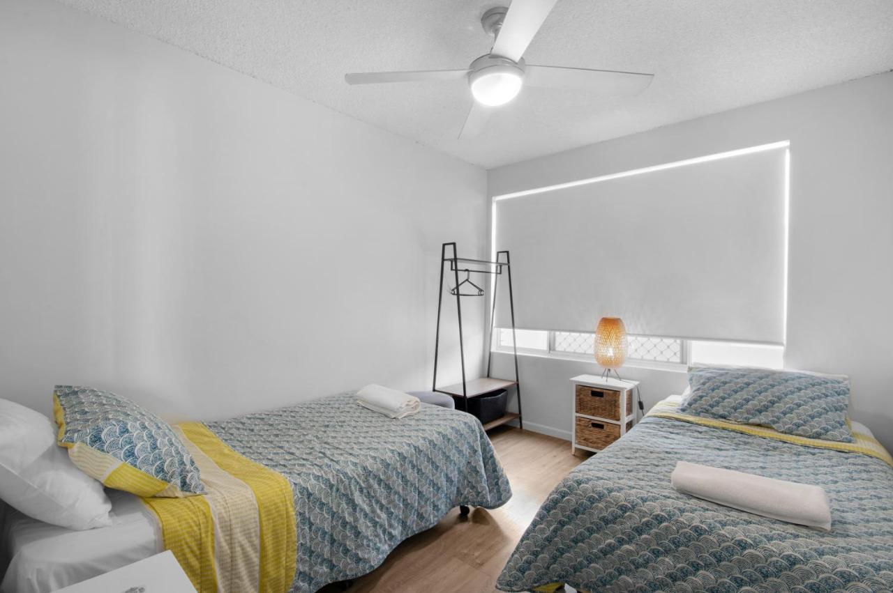Capeview Apartments - Right On Kings Beach Калундра Екстериор снимка