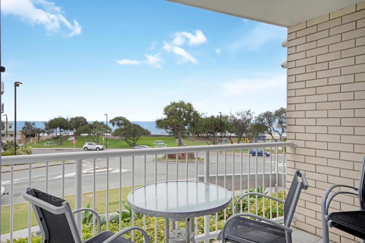 Capeview Apartments - Right On Kings Beach Калундра Екстериор снимка
